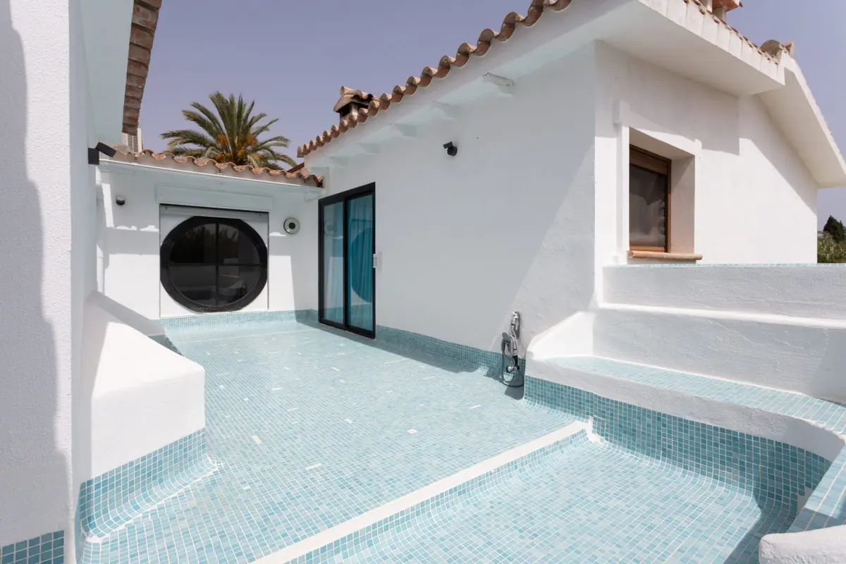 Detached Villa in Guadalmina Baja