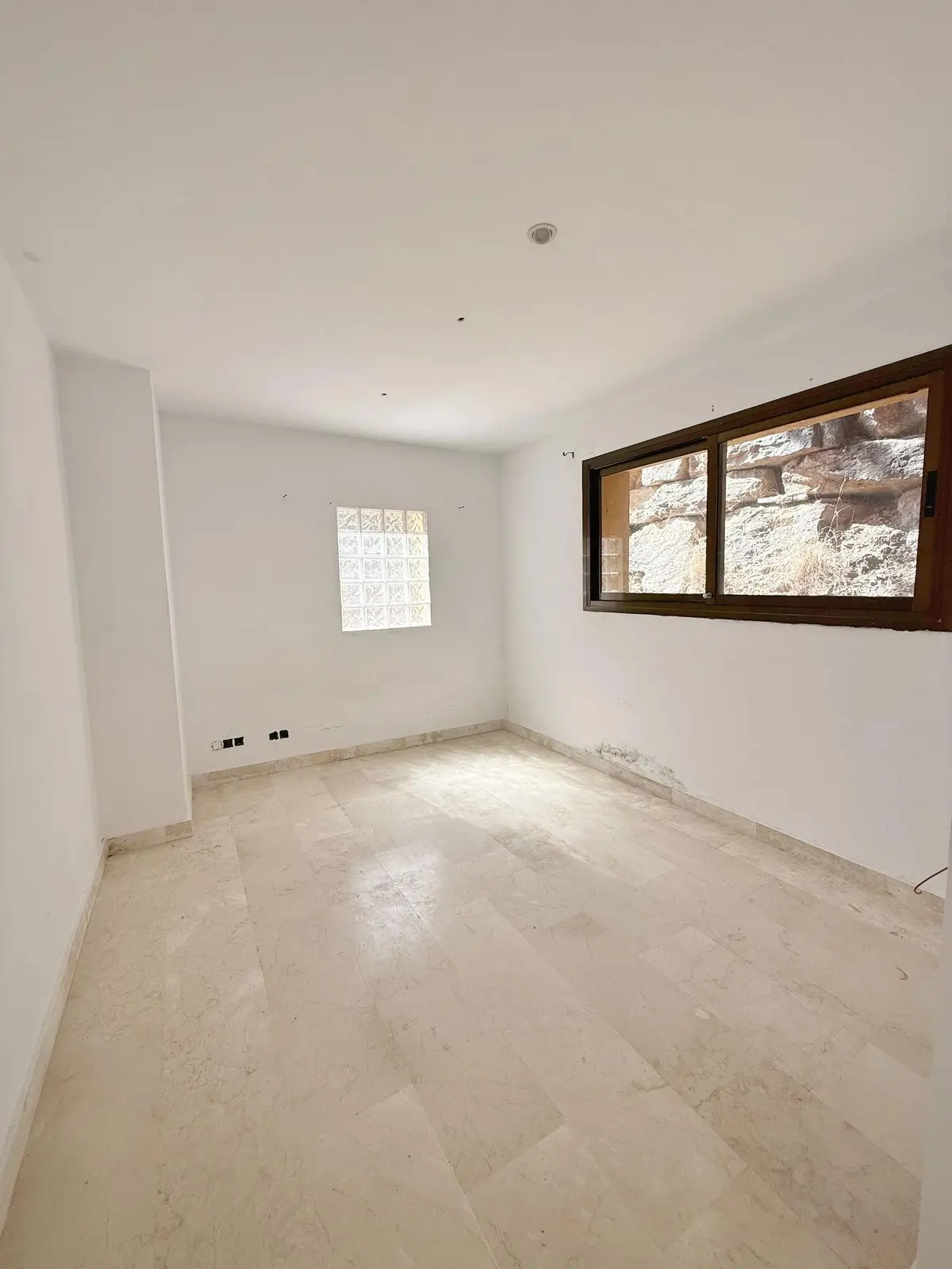 Detached Villa in Elviria