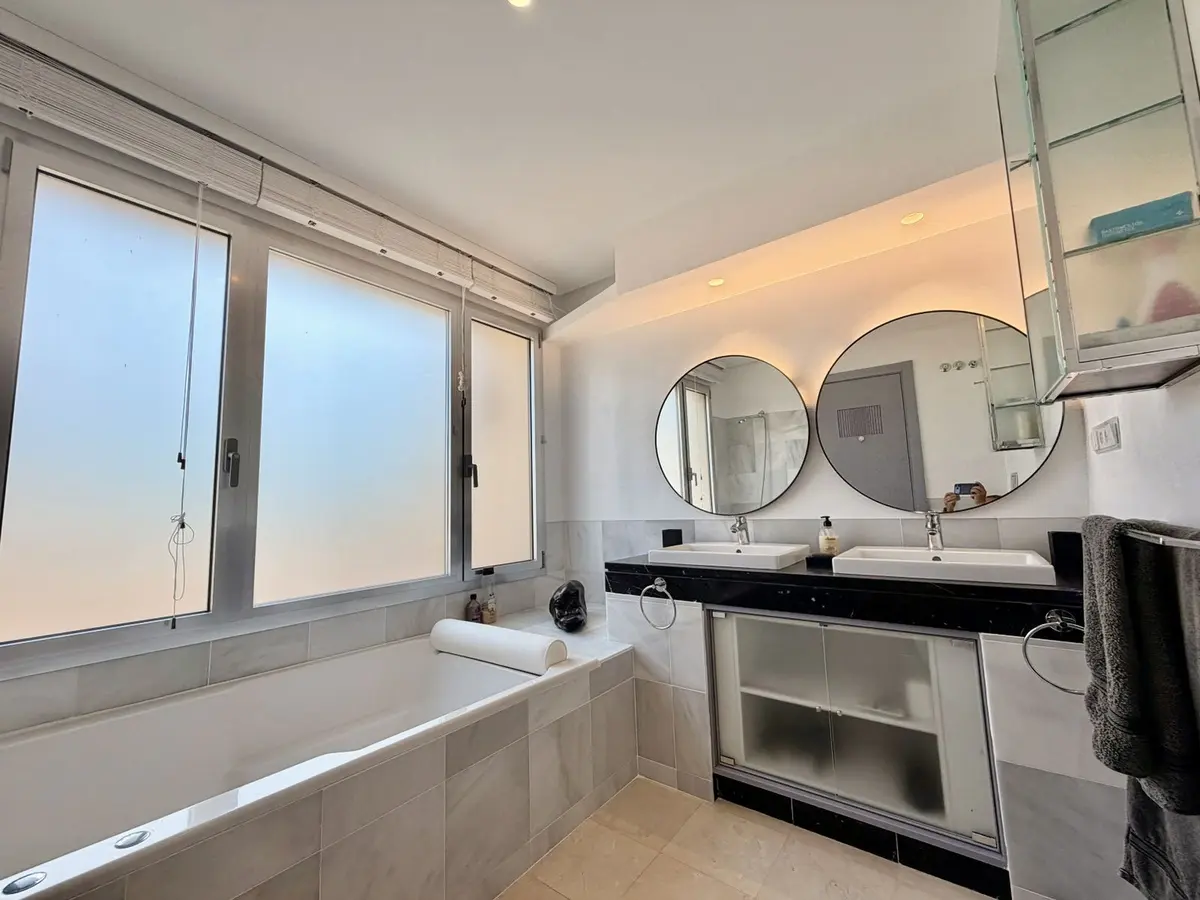 Penthouse in Nueva Andalucía