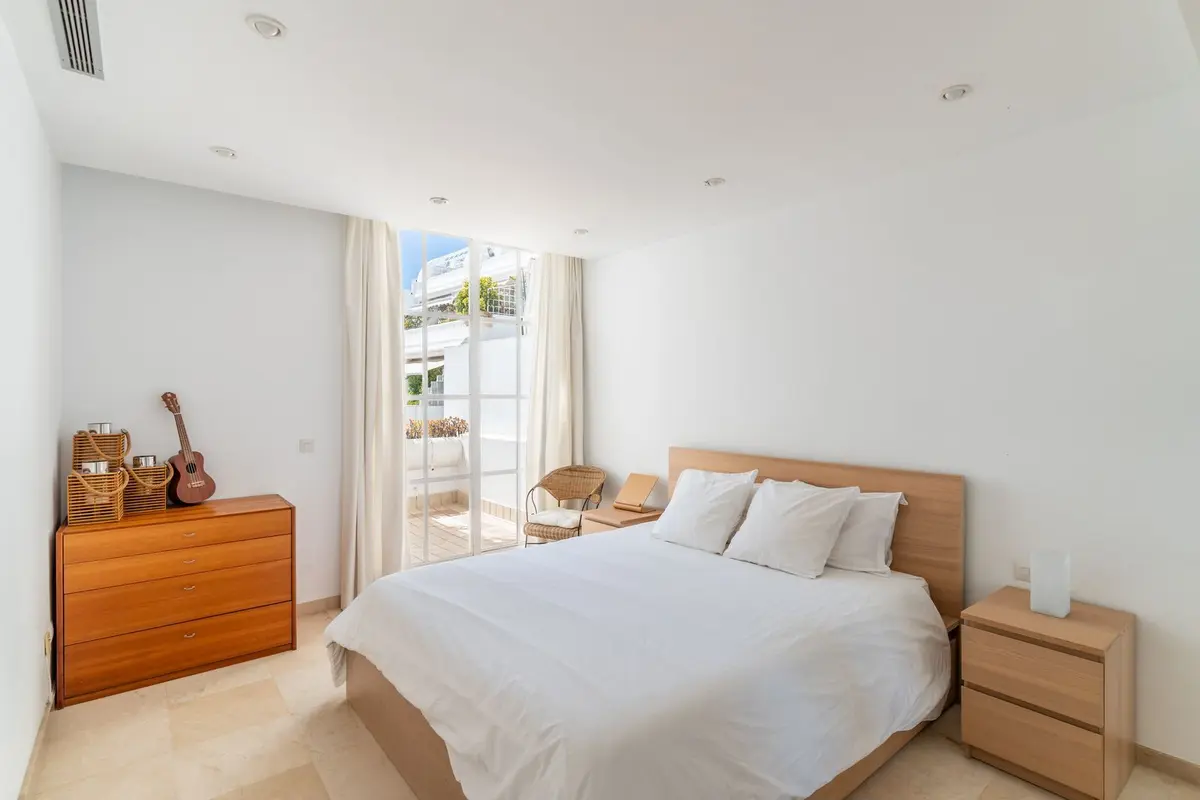 Middle Floor Apartment in Estepona