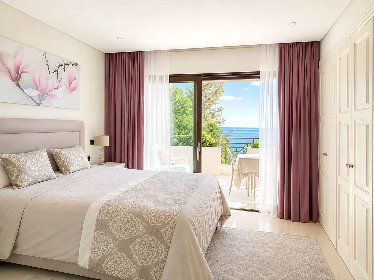 Middle Floor Apartment in Estepona