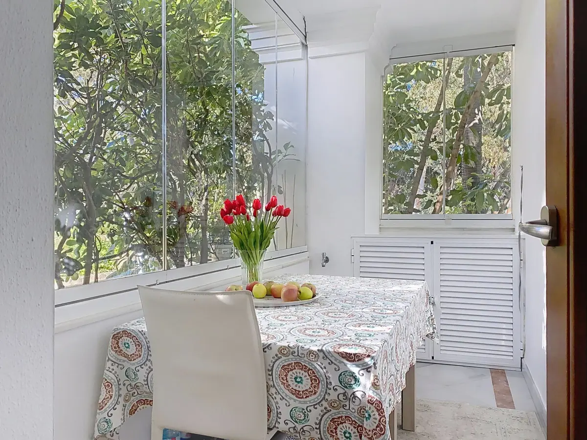 Middle Floor Apartment in Estepona