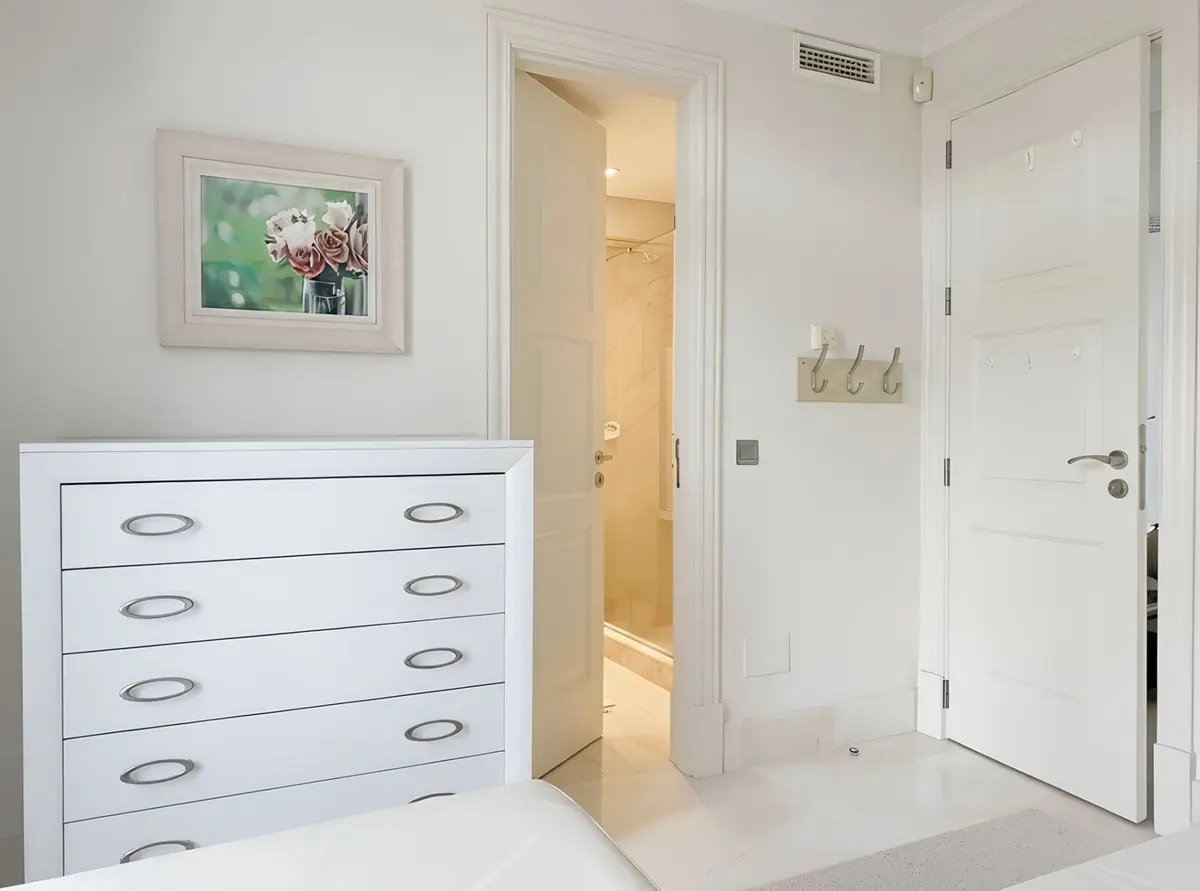 Middle Floor Apartment in Estepona