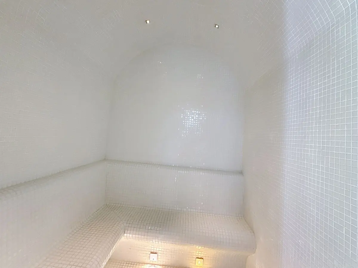 Middle Floor Apartment in Estepona
