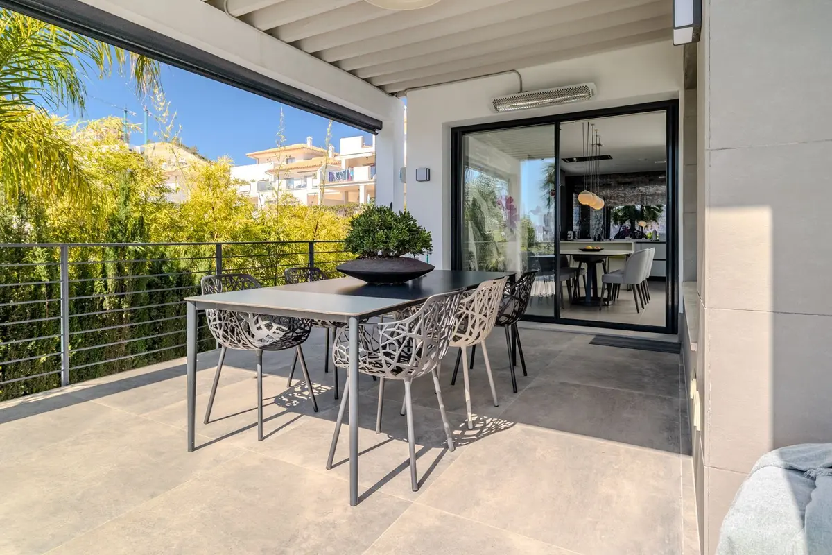Detached Villa in Selwo