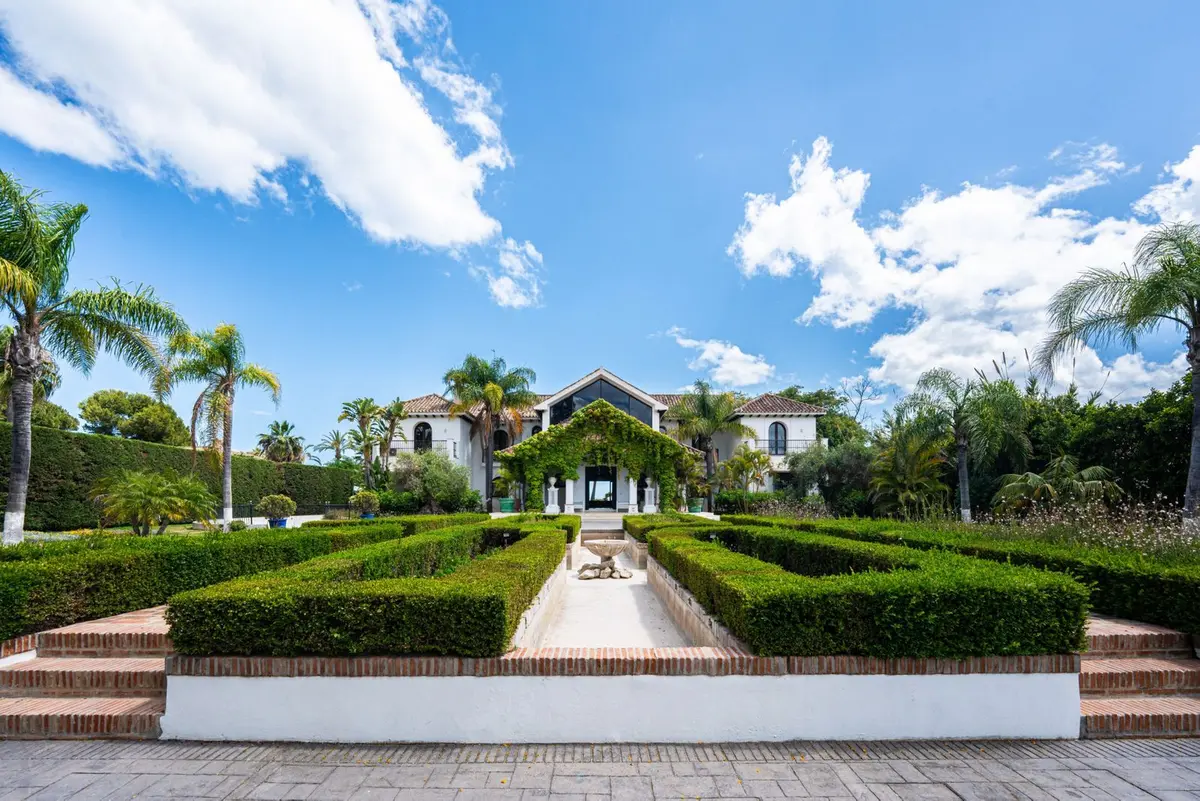 Detached Villa in Estepona