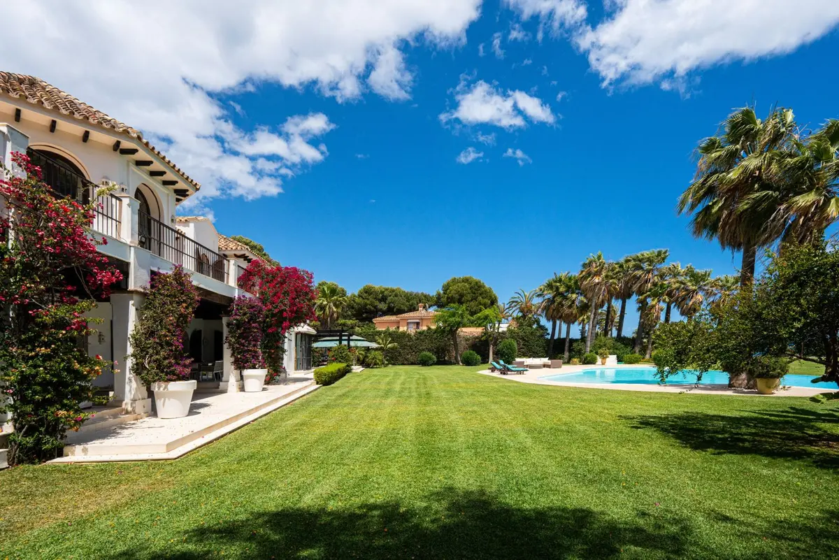 Detached Villa in Estepona