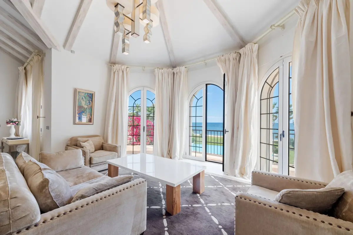 Detached Villa in Estepona