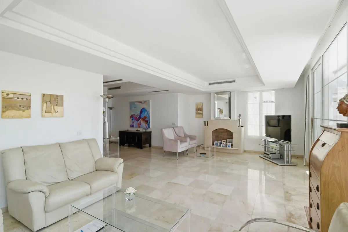 Penthouse in Estepona