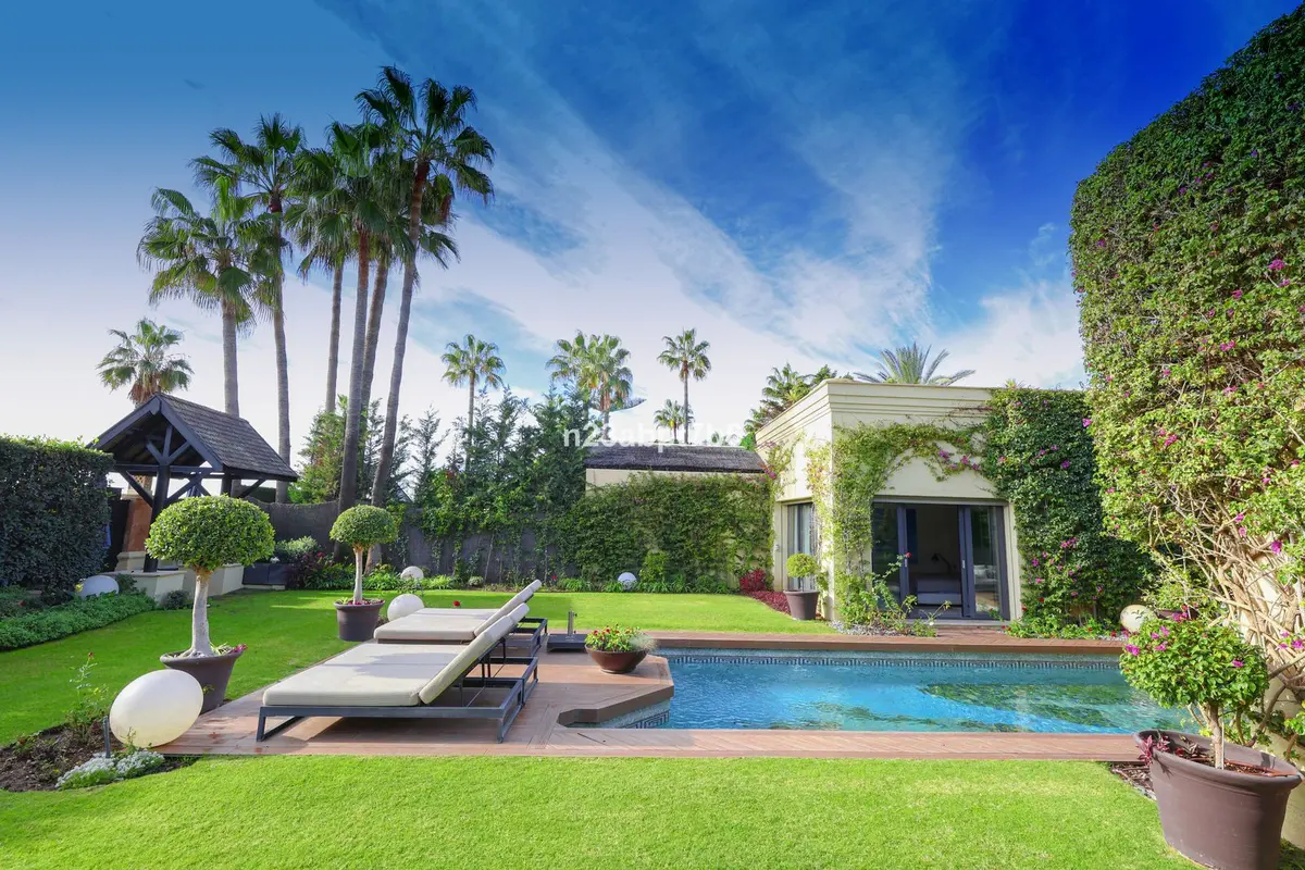 Detached Villa in Puerto Banús