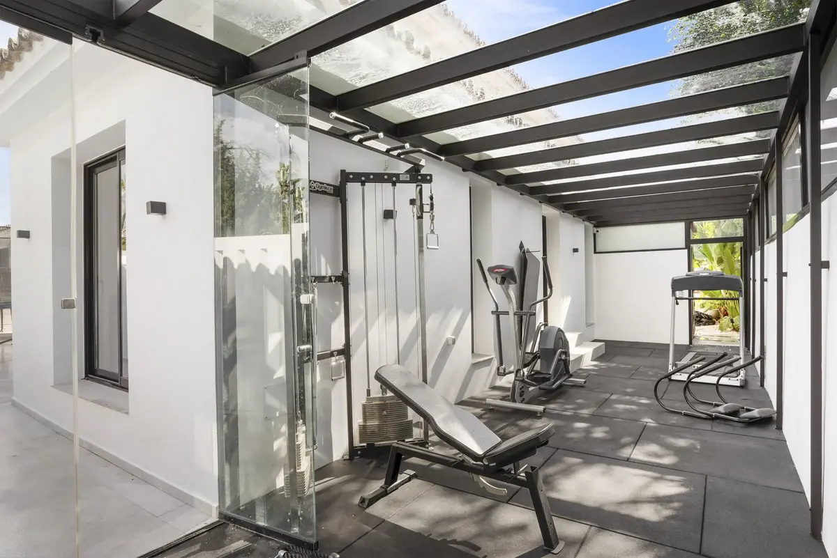 Detached Villa in Nueva Andalucía