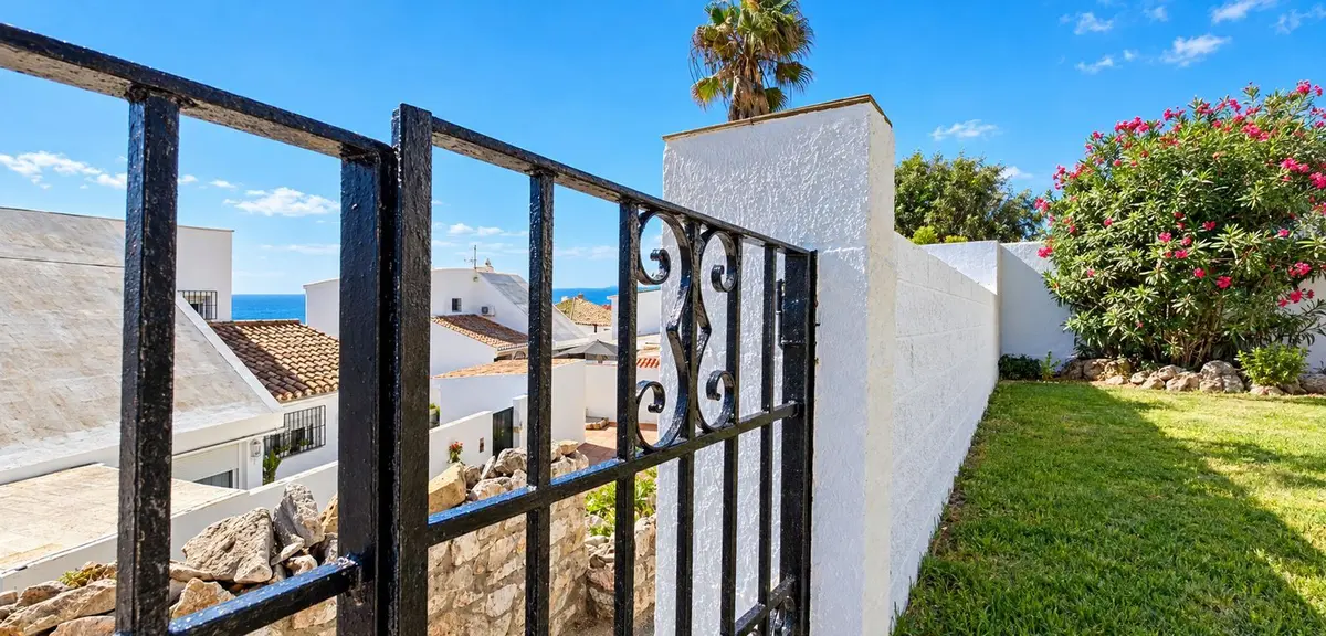 Detached Villa in Estepona