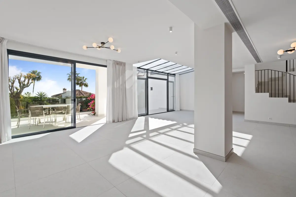 Detached Villa in Elviria
