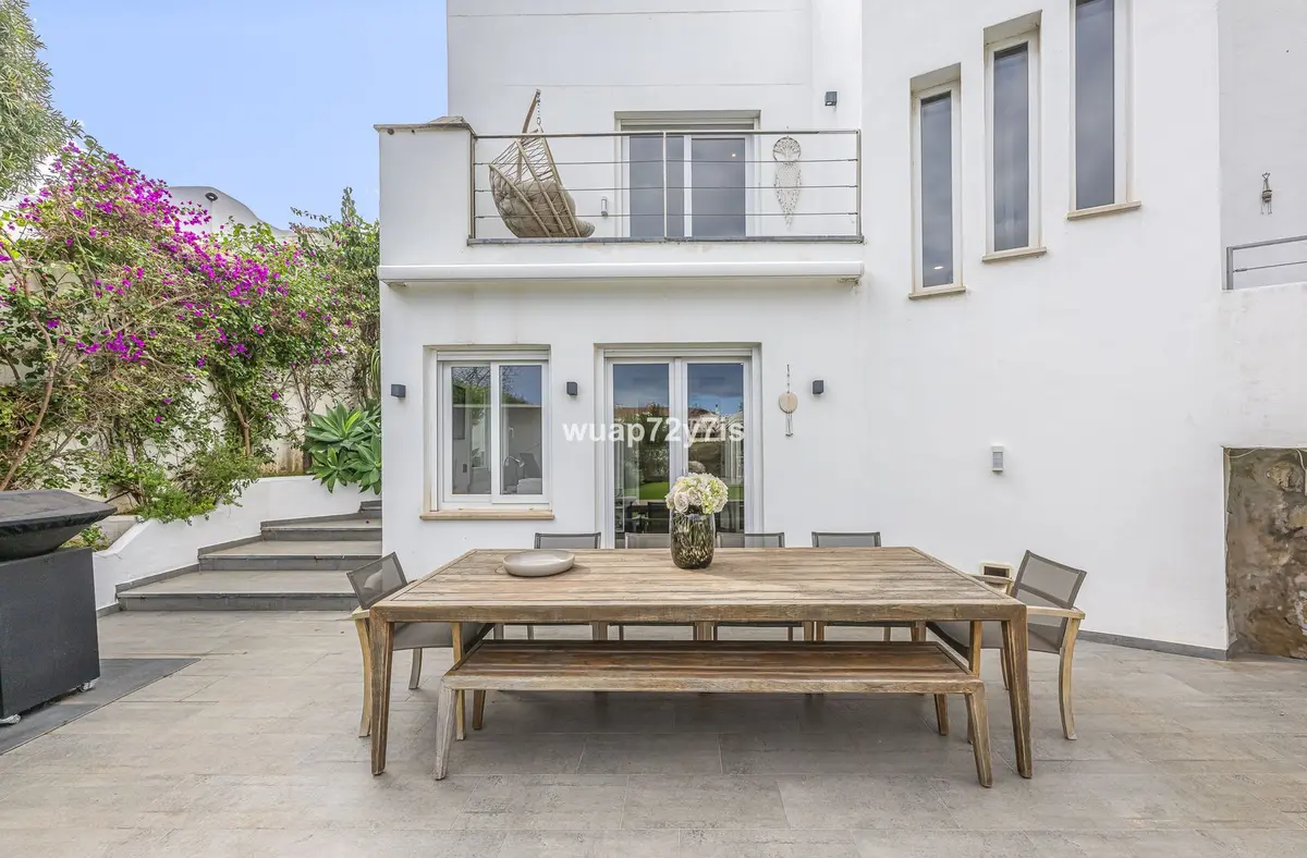 Detached Villa in Guadalmina Alta