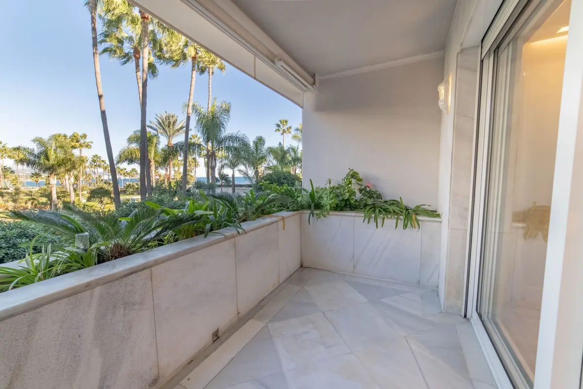 Middle Floor Apartment in Marbella