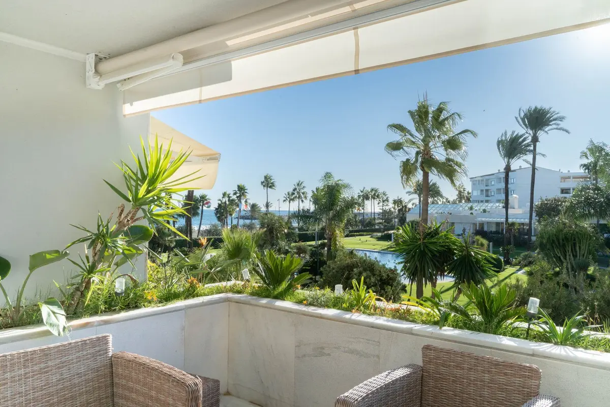 Middle Floor Apartment in Marbella