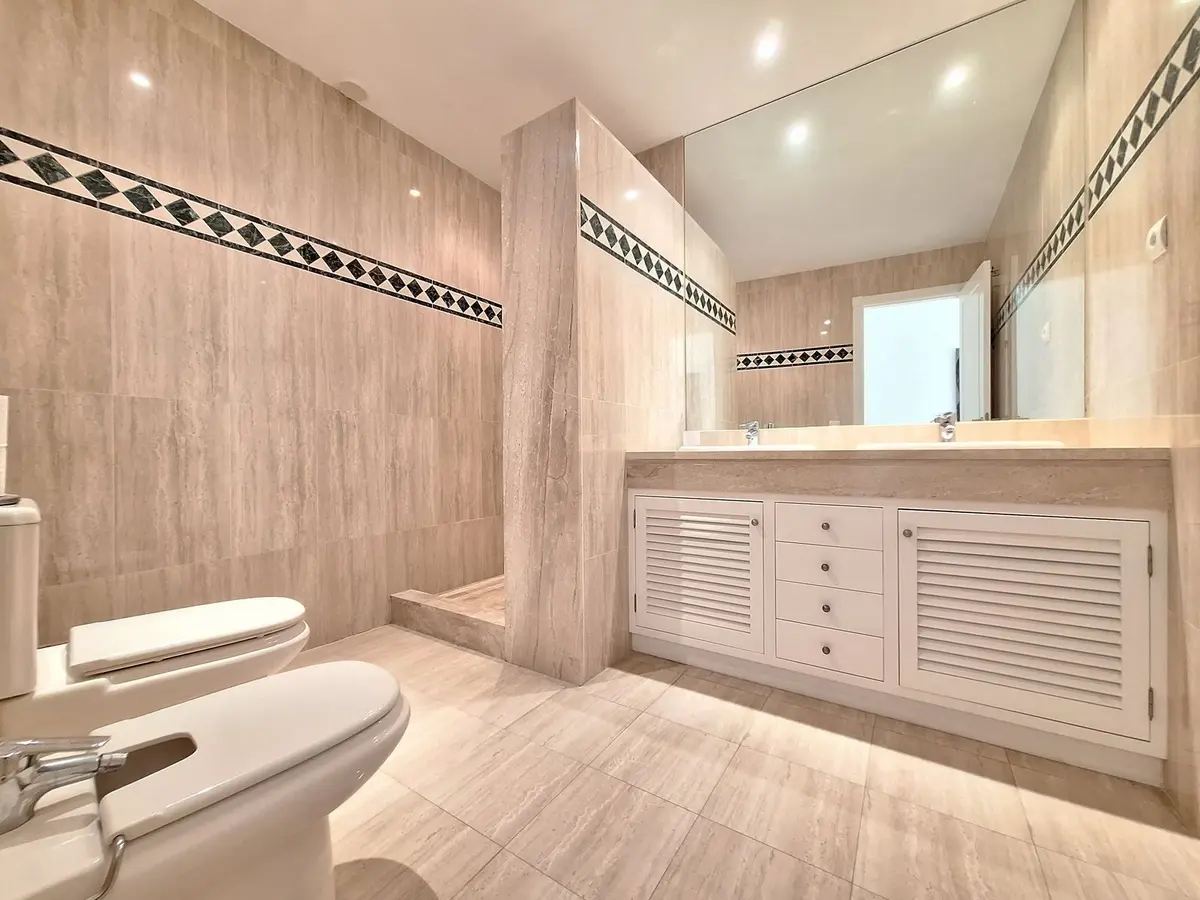 Penthouse Duplex in Nueva Andalucía