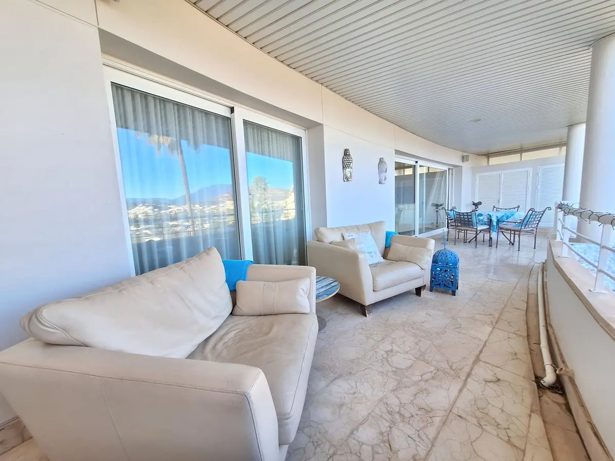 Penthouse Duplex in Nueva Andalucía