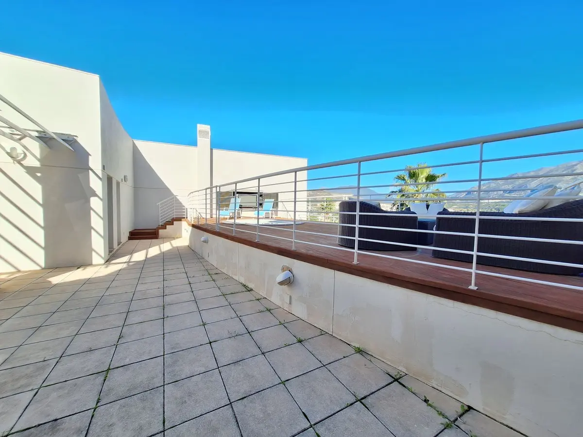 Penthouse Duplex in Nueva Andalucía