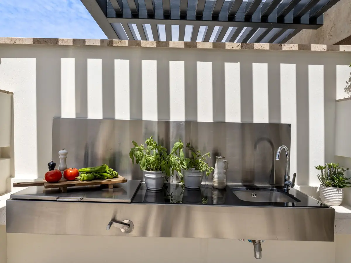 Middle Floor Apartment in Estepona