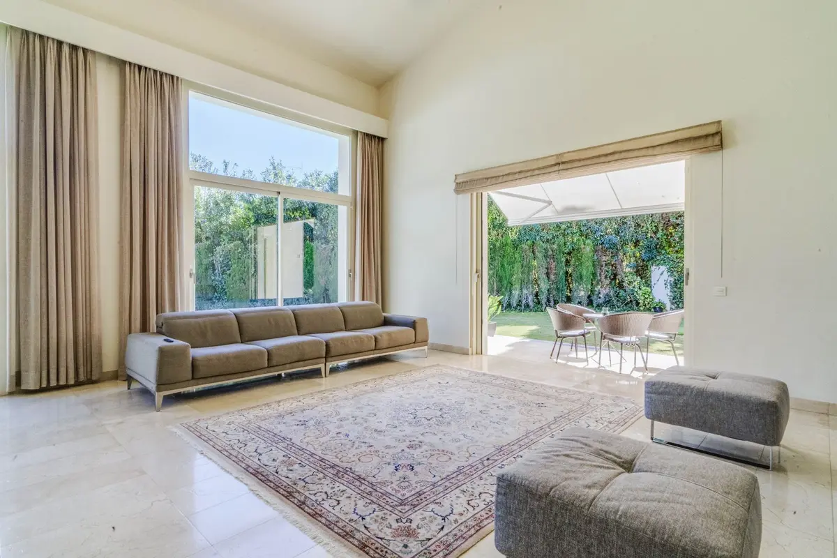 Detached Villa in Guadalmina Baja