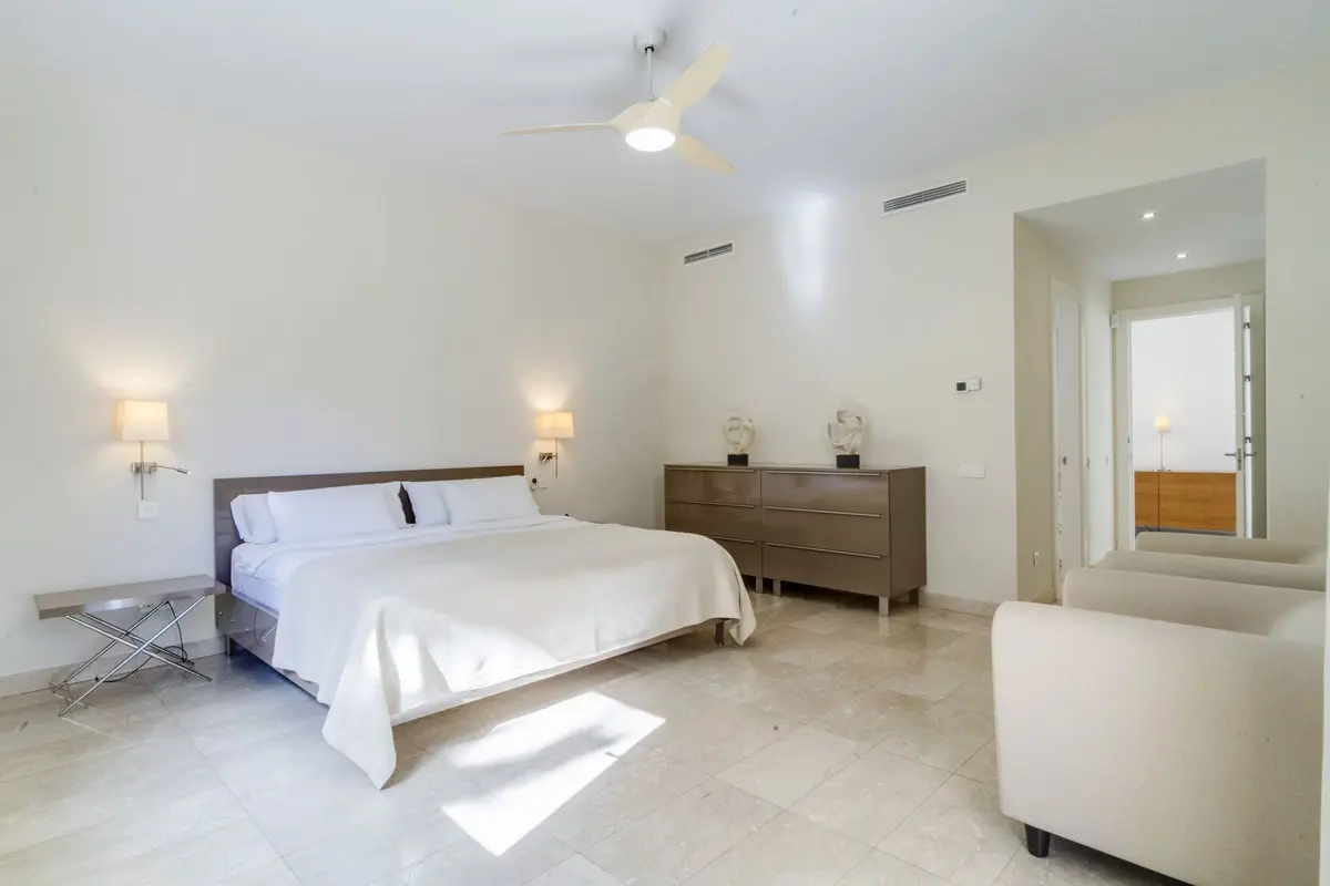Detached Villa in Guadalmina Baja