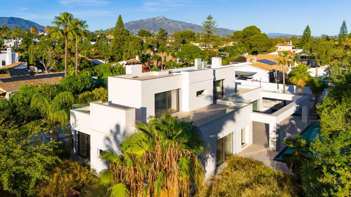 Detached Villa in Guadalmina Baja