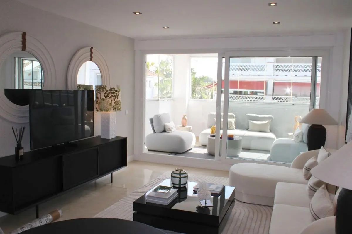 Middle Floor Apartment in Marbella