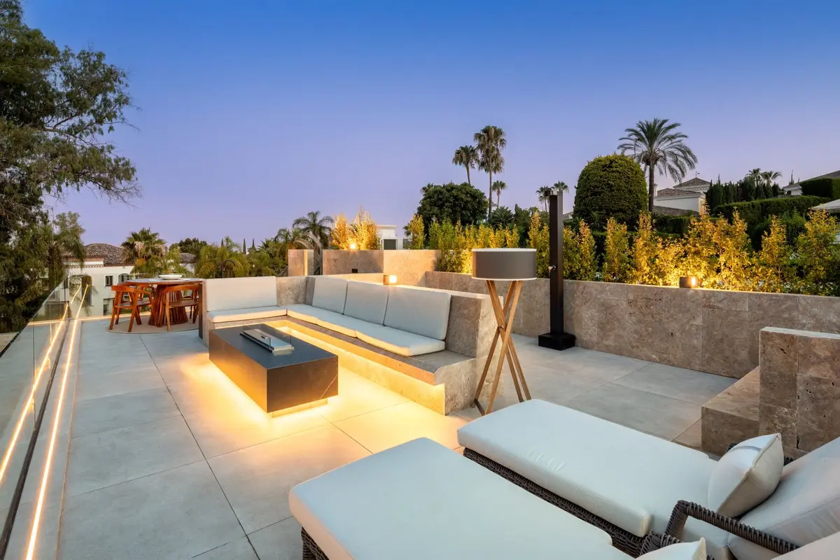 Detached Villa in Nueva Andalucía