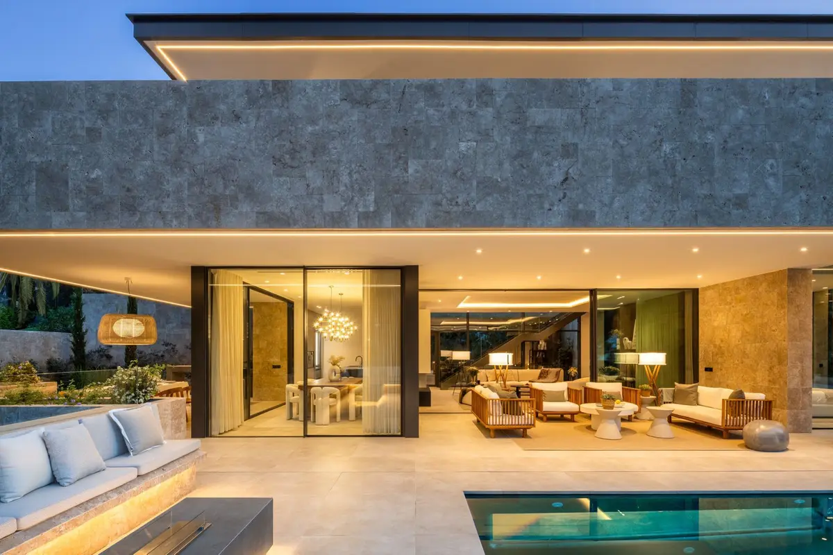 Detached Villa in Nueva Andalucía