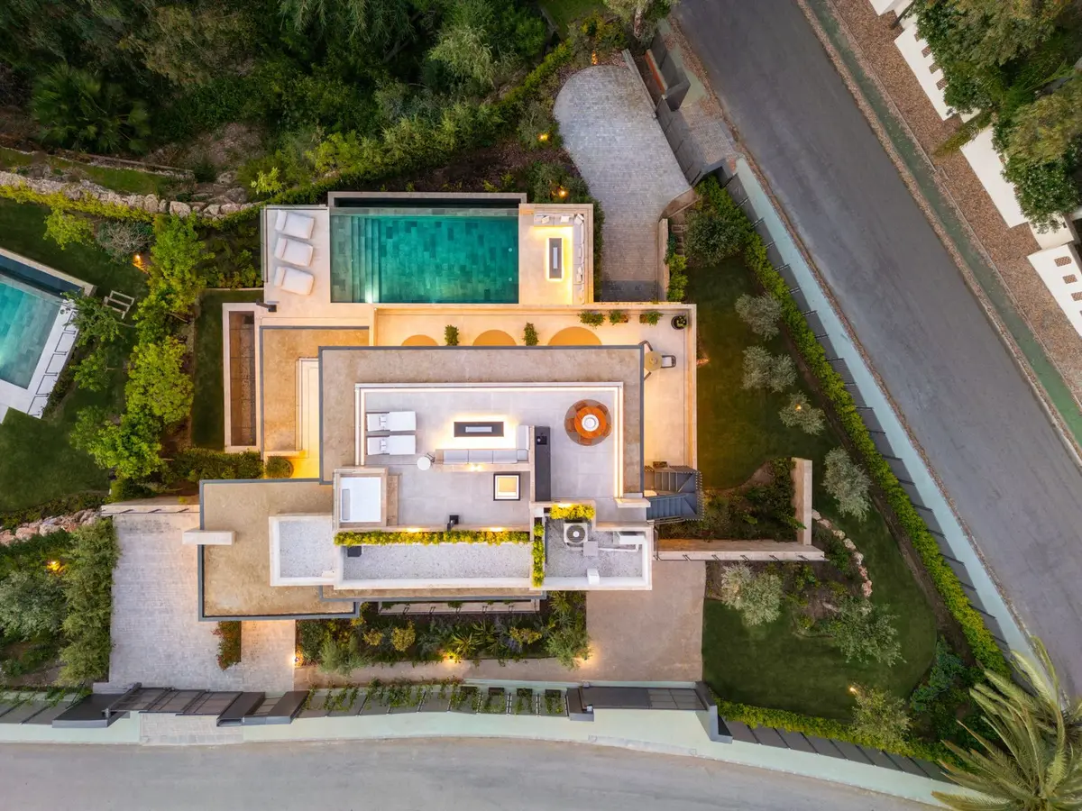 Detached Villa in Nueva Andalucía