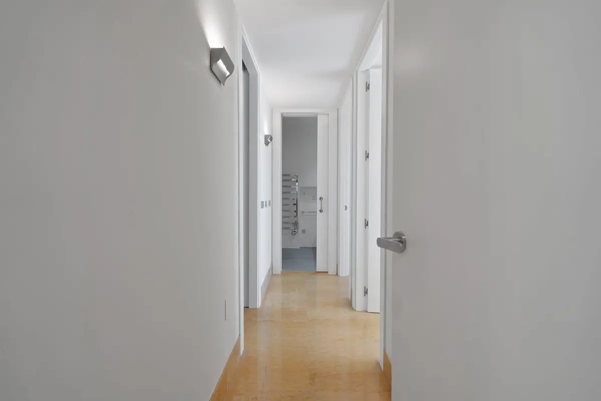 Middle Floor Apartment in Nueva Andalucía