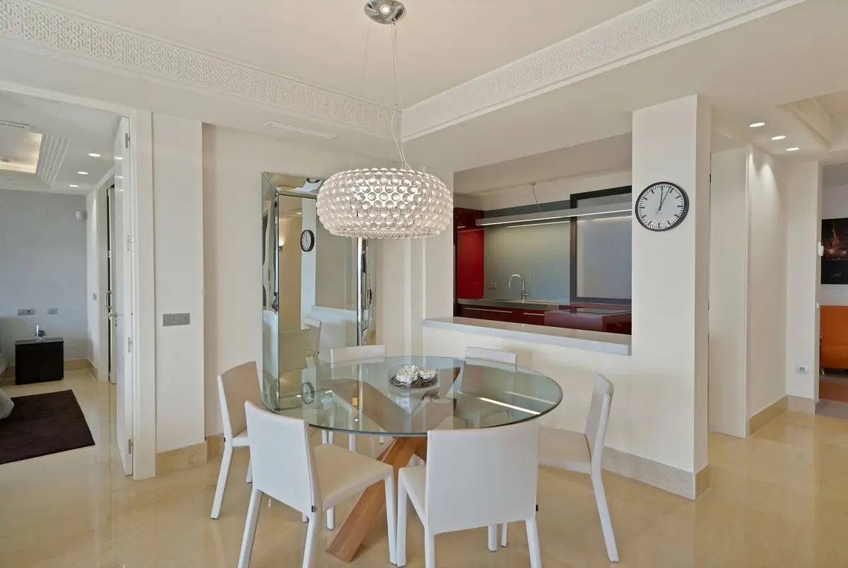 Middle Floor Apartment in Nueva Andalucía