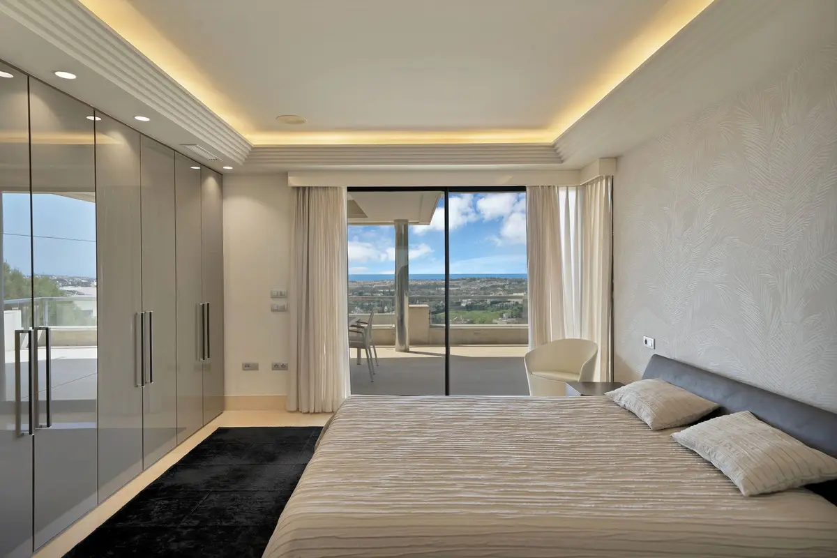 Middle Floor Apartment in Nueva Andalucía