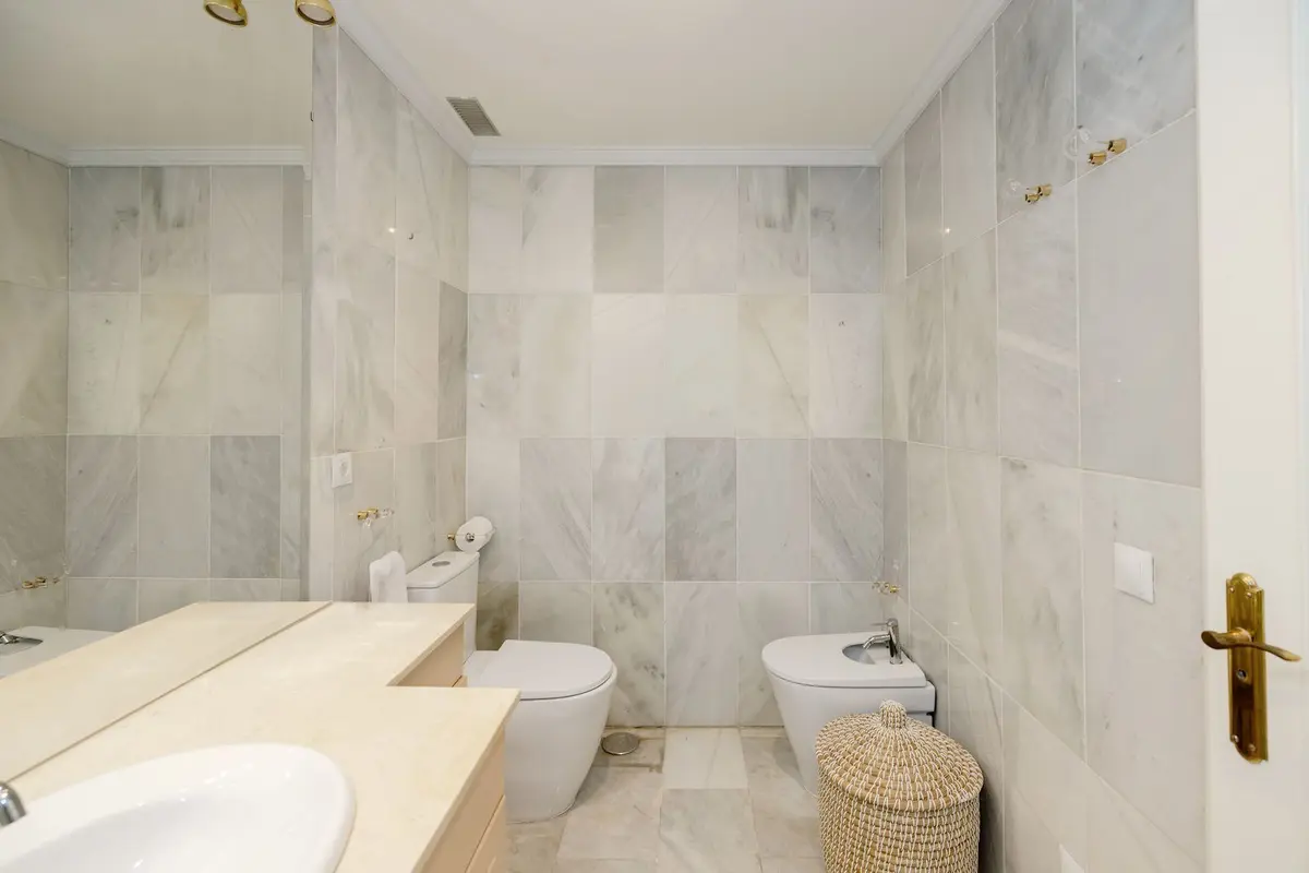 Middle Floor Apartment in Marbella