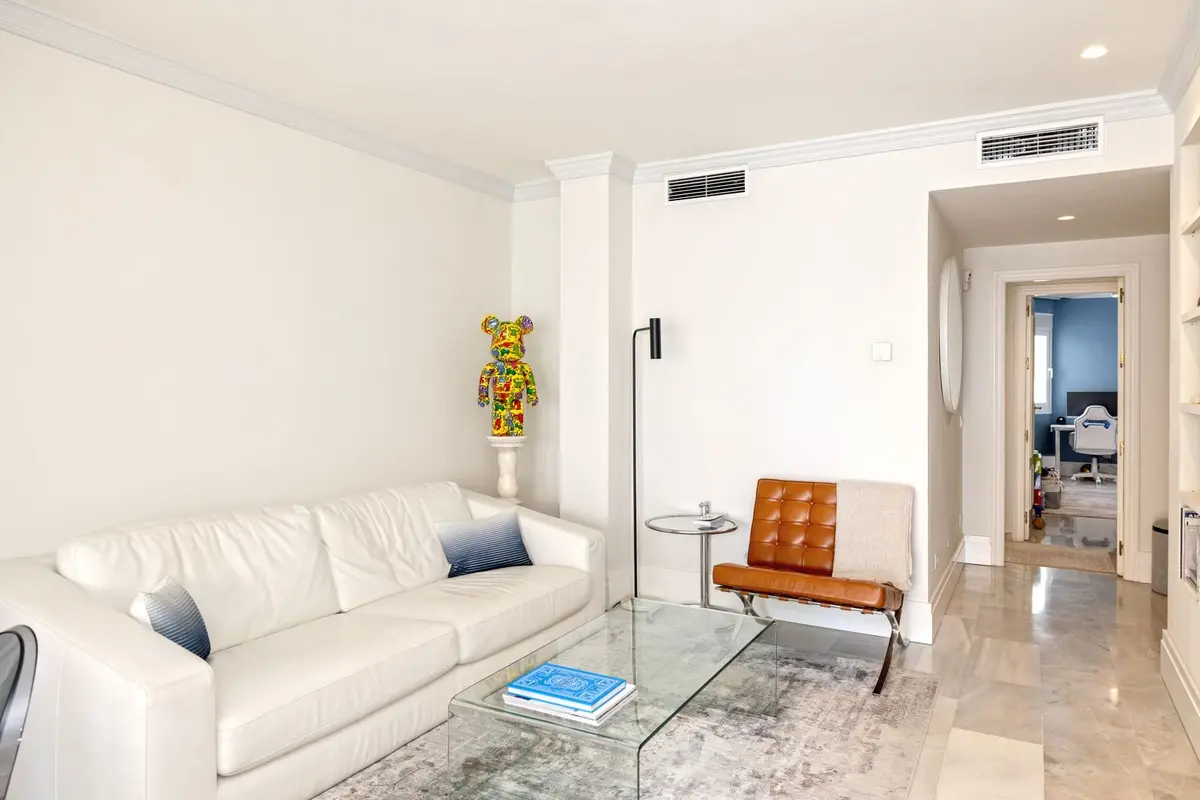 Middle Floor Apartment in Marbella