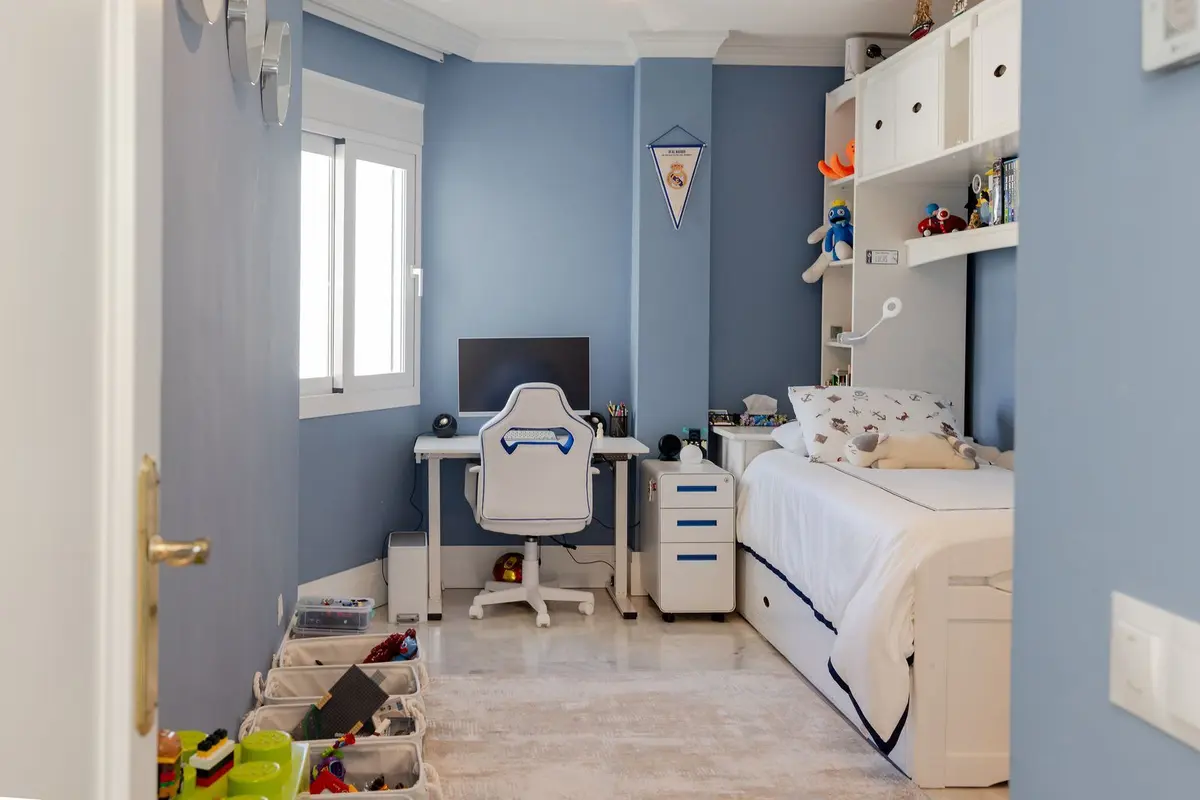 Middle Floor Apartment in Marbella