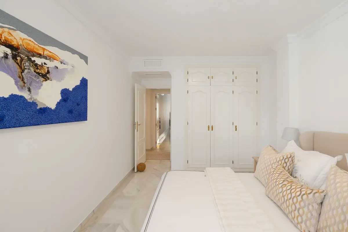 Middle Floor Apartment in Marbella