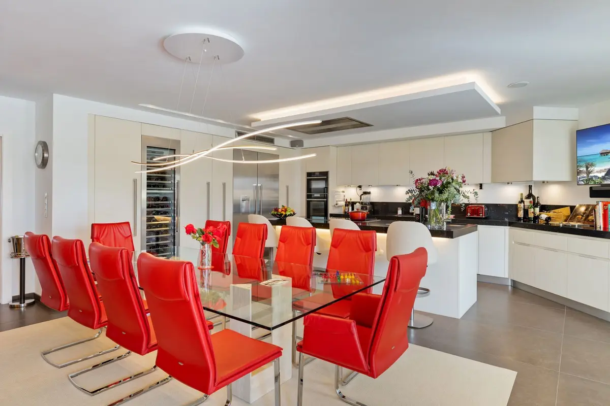 Detached Villa in Nueva Andalucía