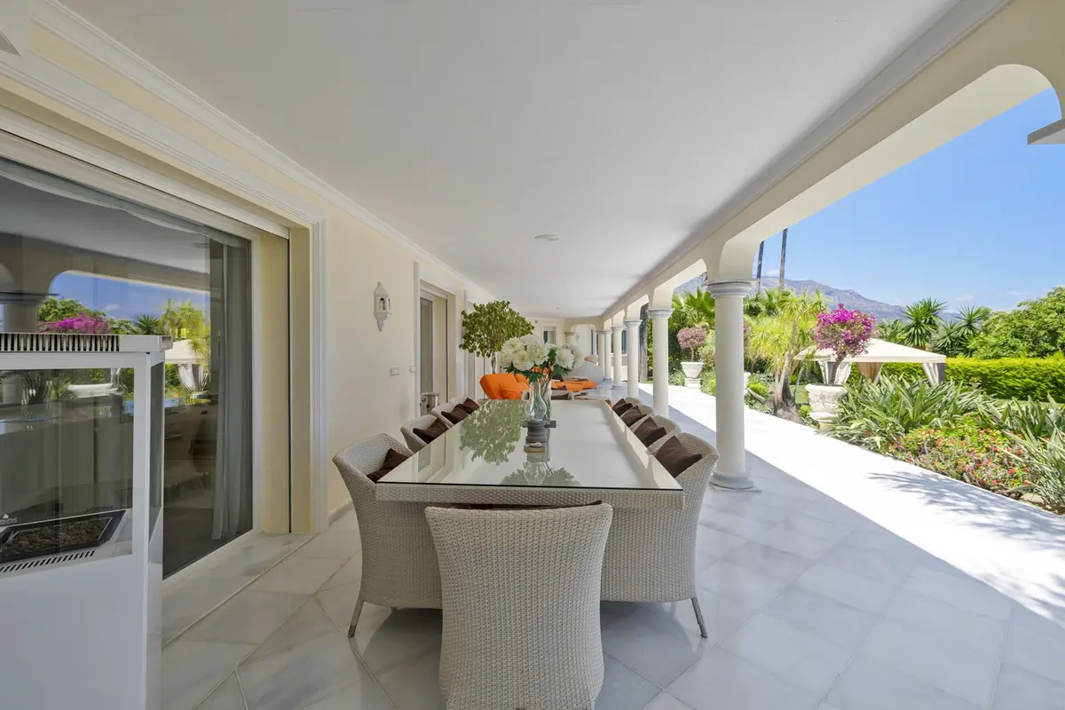 Detached Villa in Nueva Andalucía