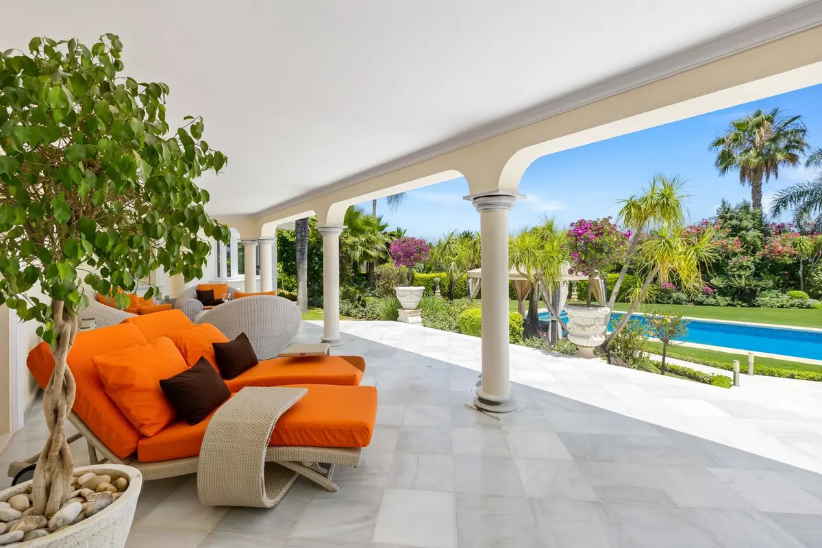 Detached Villa in Nueva Andalucía