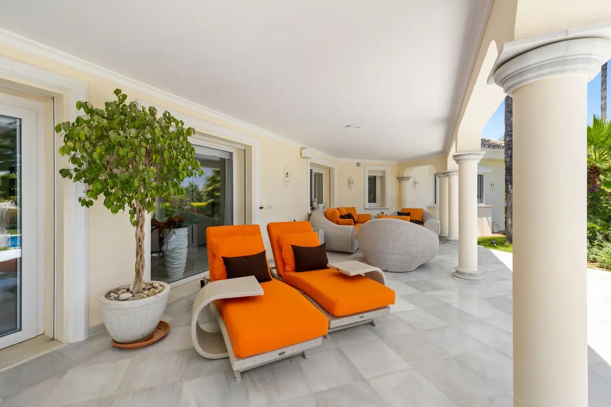 Detached Villa in Nueva Andalucía