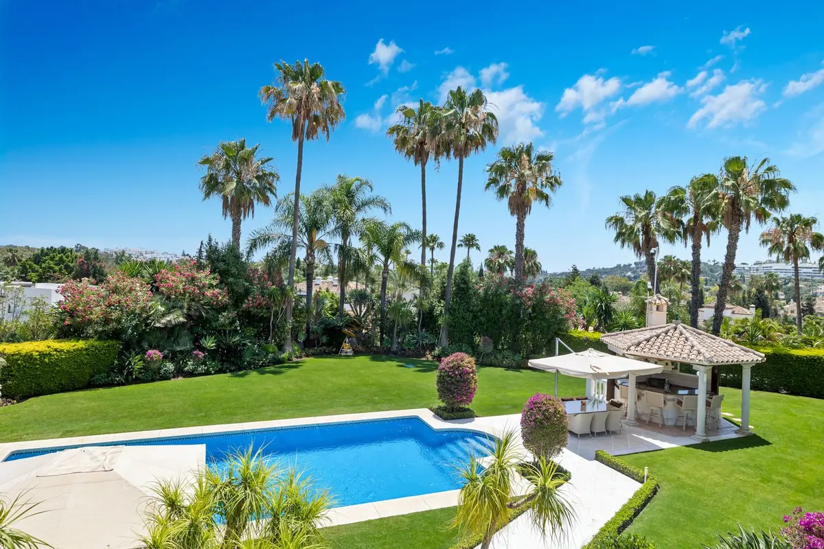 Detached Villa in Nueva Andalucía