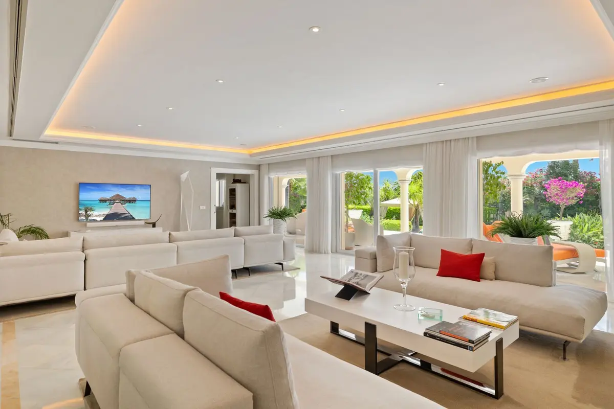 Detached Villa in Nueva Andalucía