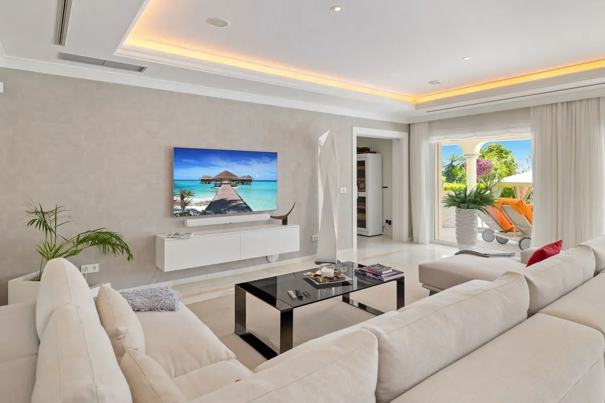 Detached Villa in Nueva Andalucía