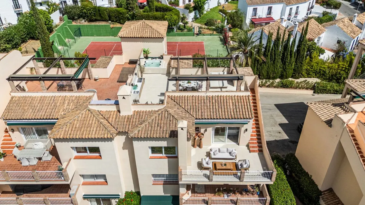 Penthouse Duplex in Nueva Andalucía