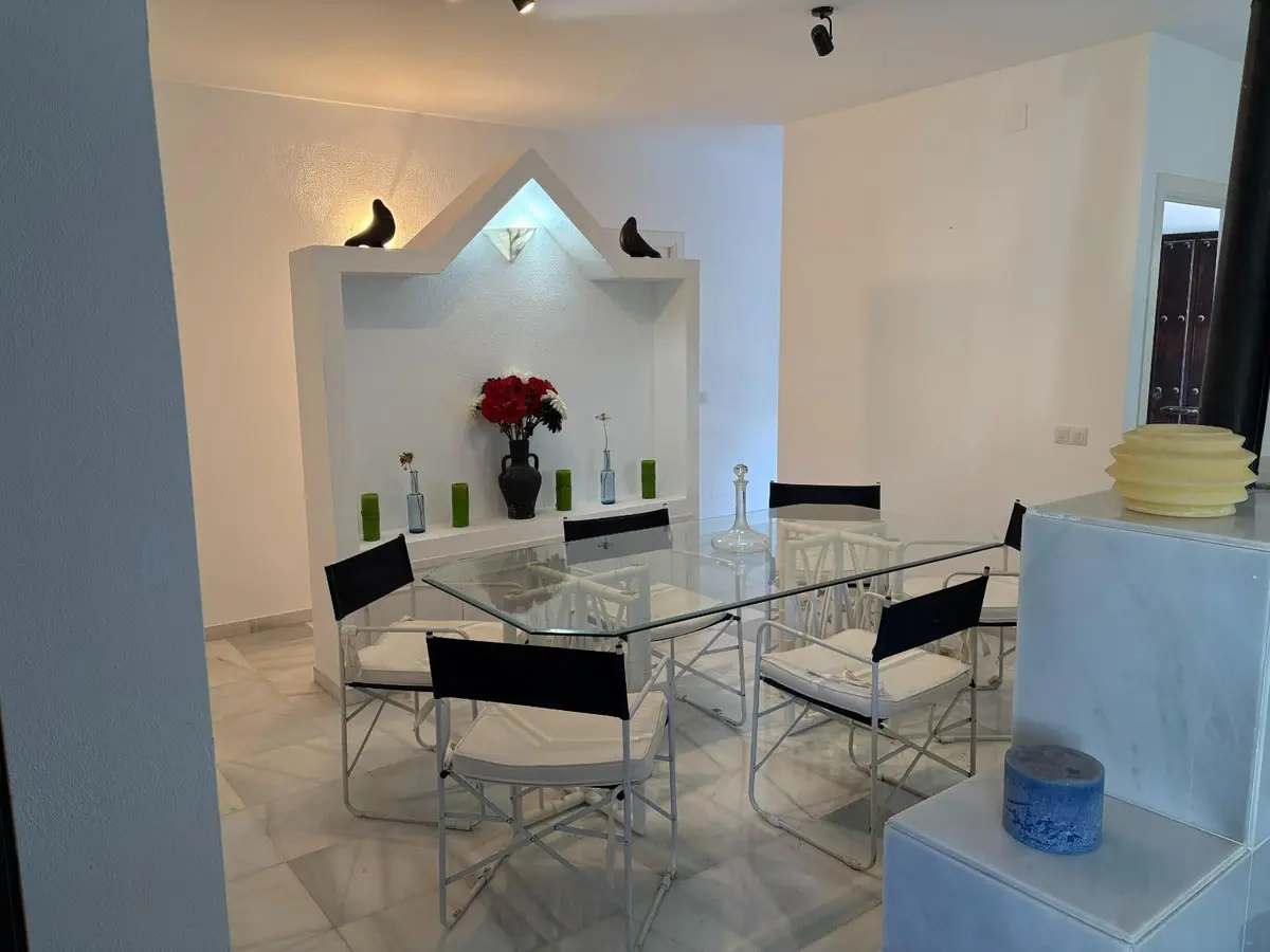 Detached Villa in Artola