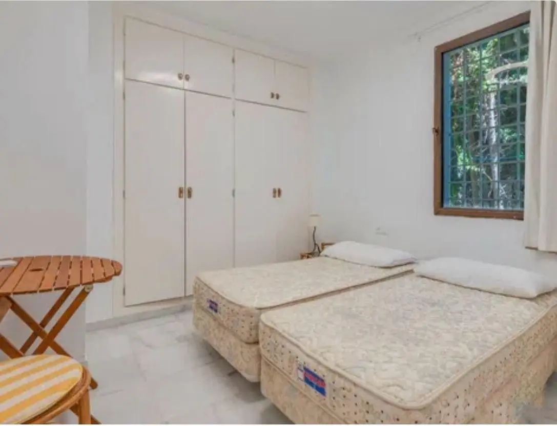 Detached Villa in Artola