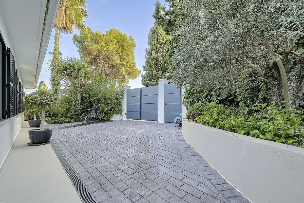 Detached Villa in Los Monteros