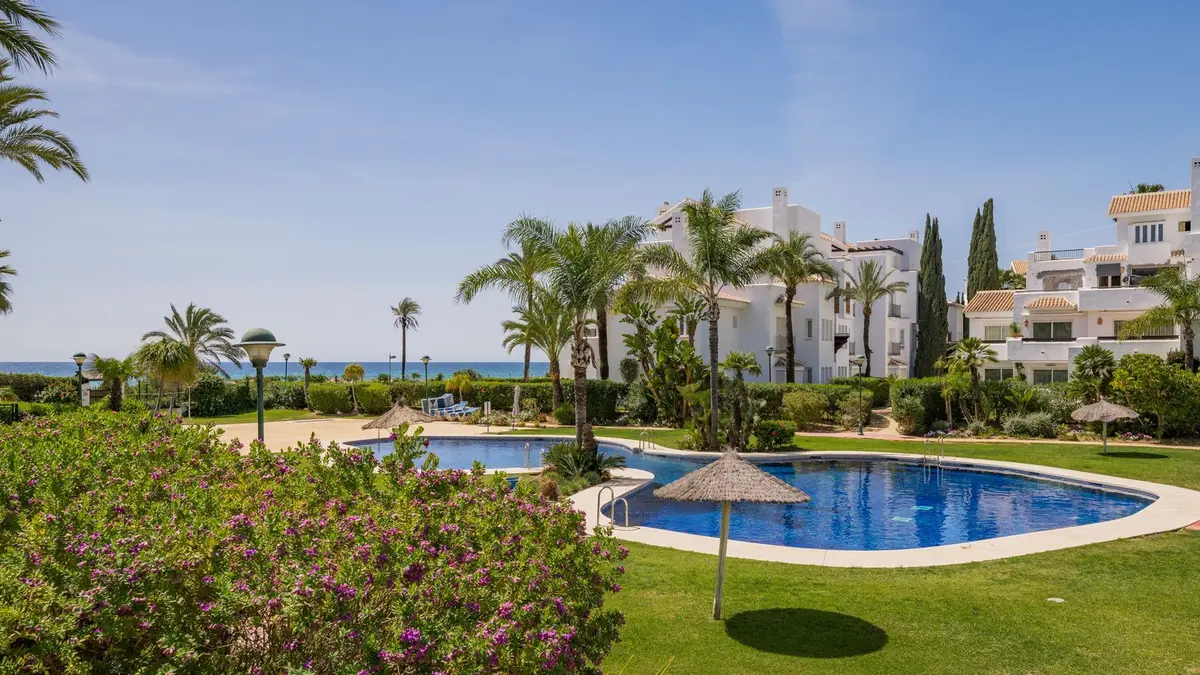 Middle Floor Apartment in Marbella